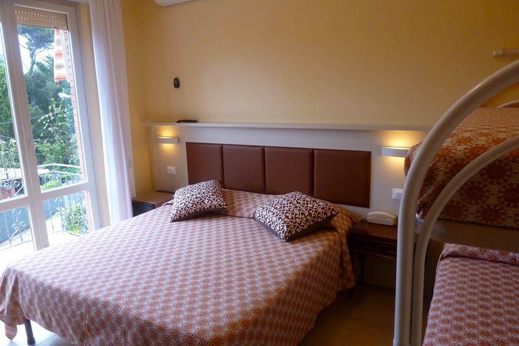 Hotel Versilia Lido di Camaiore Dış mekan fotoğraf