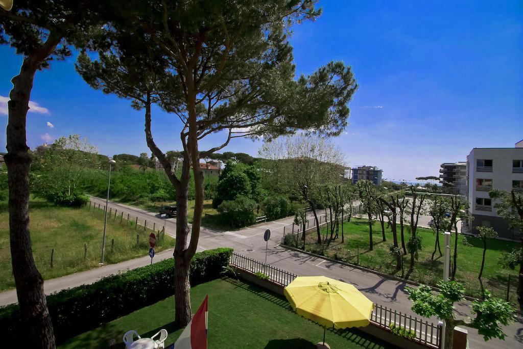 Hotel Versilia Lido di Camaiore Dış mekan fotoğraf
