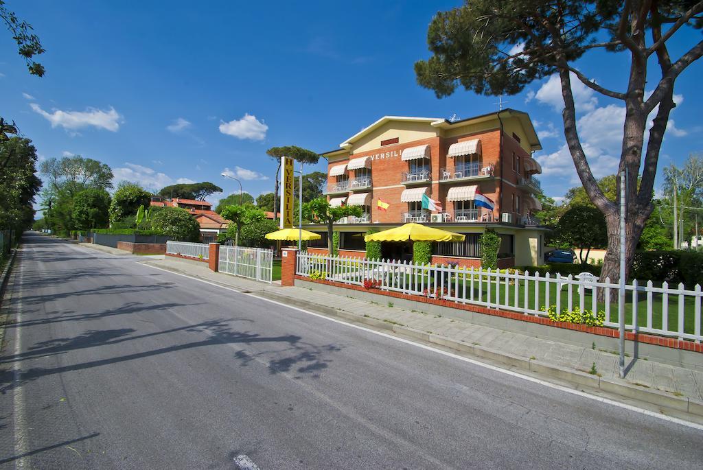 Hotel Versilia Lido di Camaiore Dış mekan fotoğraf