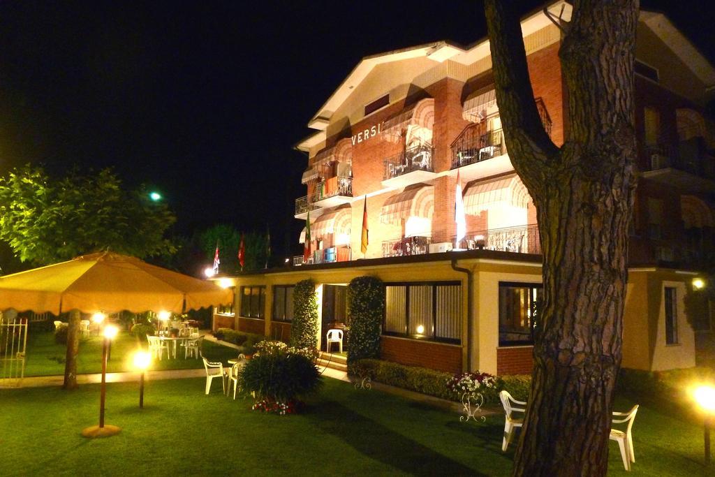 Hotel Versilia Lido di Camaiore Dış mekan fotoğraf